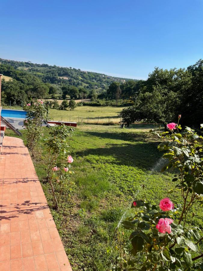 Luxury Villa Arianna Tarano 外观 照片