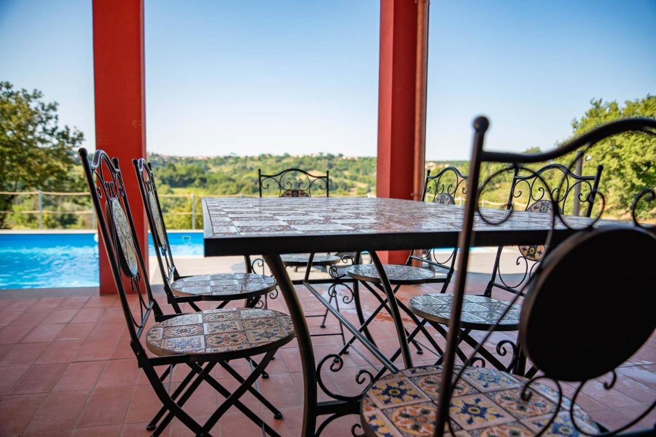 Luxury Villa Arianna Tarano 外观 照片